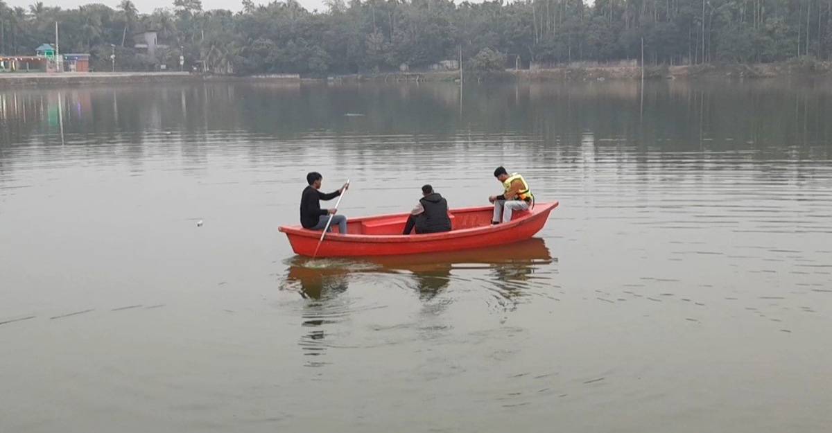 লক্ষ্মীপুরের ‘খোয়াসাগর দিঘি’ বিনোদনের প্রাণকেন্দ্র