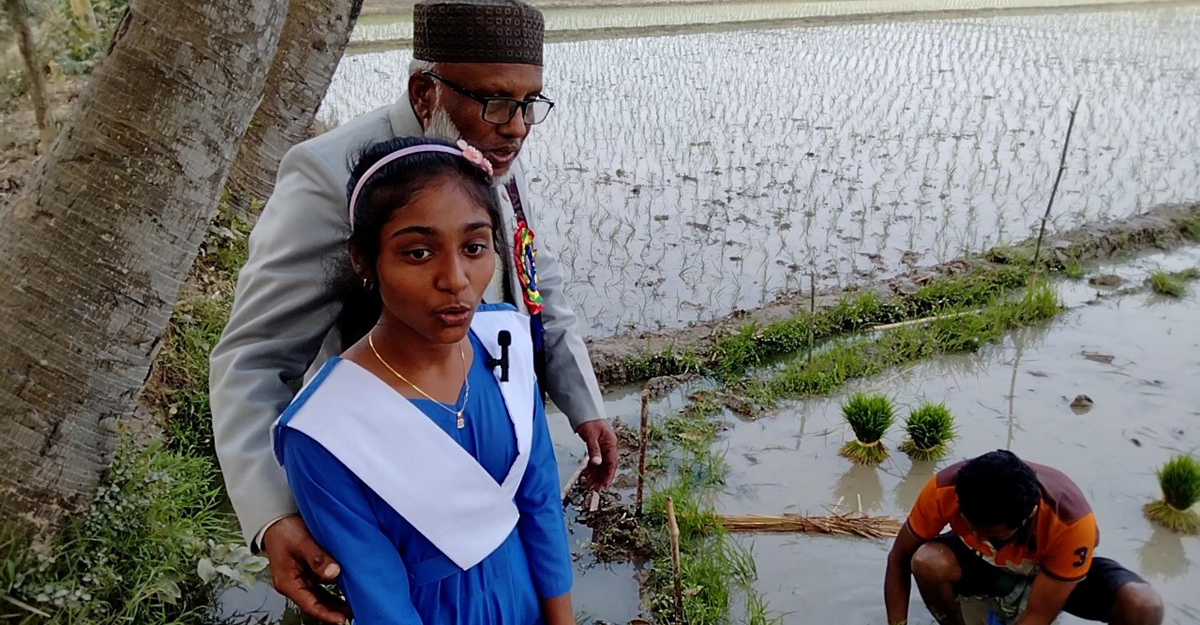 টানা ইংরেজি বলতে পারে নিভৃত পল্লীর কিশোরী মাইশা