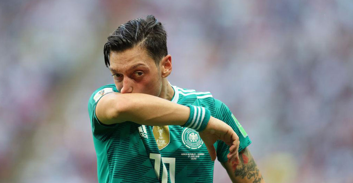 অবসরের ঘোষণা দিলেন জার্মানির বিশ্বকাপজয়ী ফুটবলার