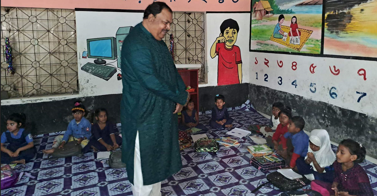 'মিড-ডে মিল মানসম্মত প্রাথমিক শিক্ষা নিশ্চিত করবে'