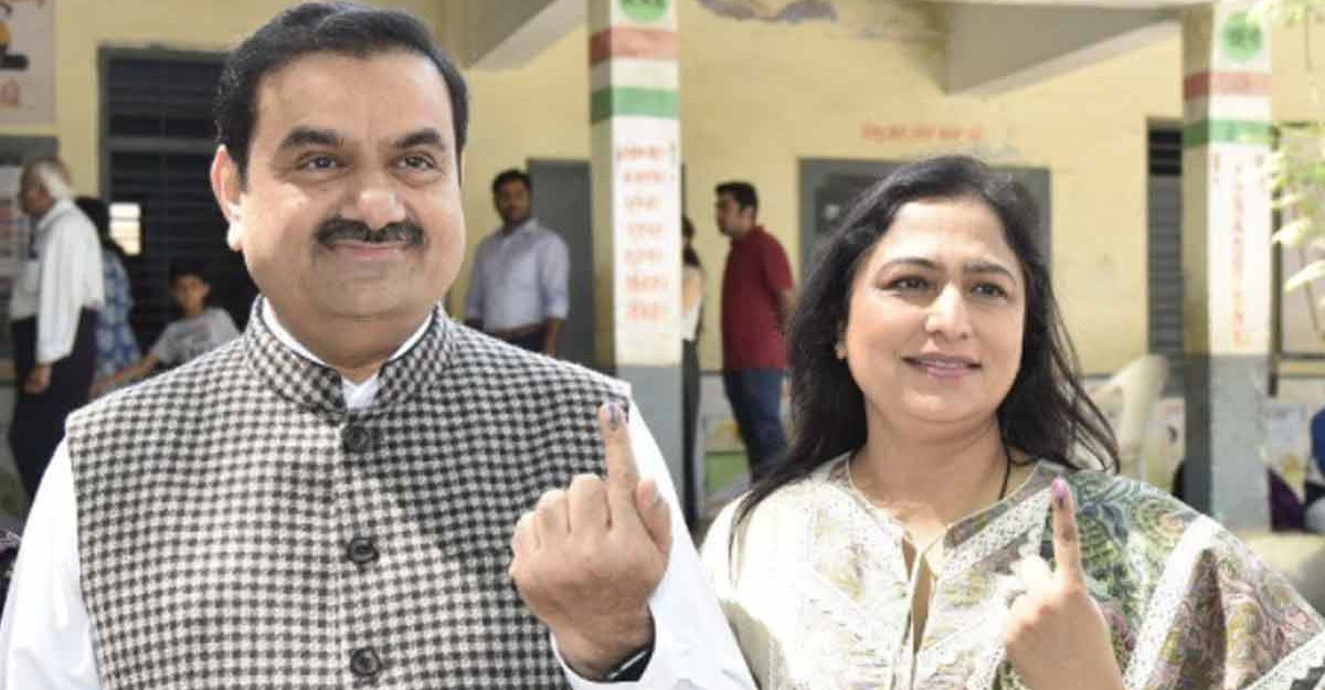 আদানির স্ত্রী, ভাইয়েরাও দুর্নীতিতে জড়িত