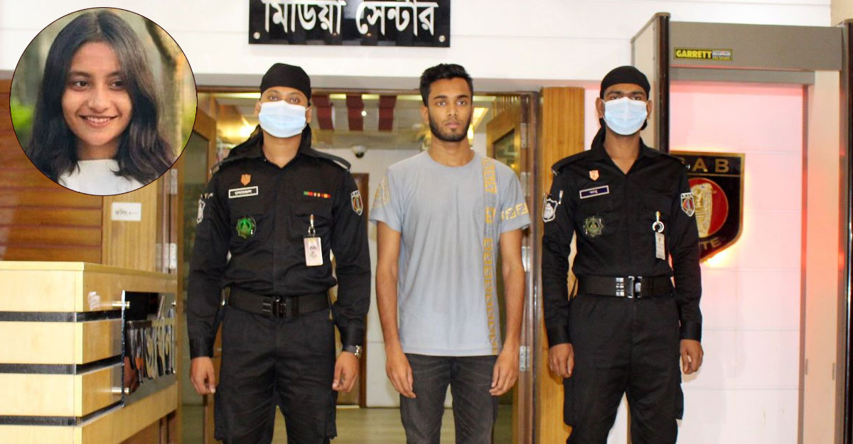 স্কুল পড়ুয়া দুই বান্ধবীর এক প্রেমিক, অতঃপর...