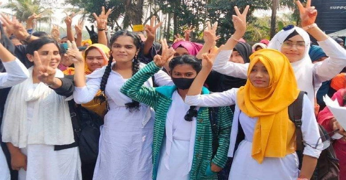 এইচএসসিতে যশোর বোর্ডে তৃতীয় সাতক্ষীরা