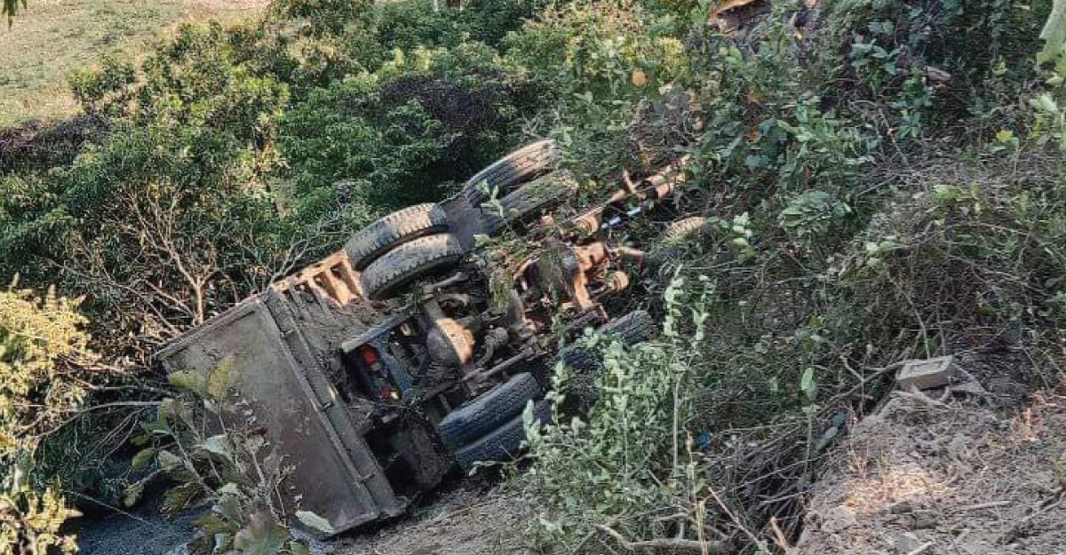 মাটিরাঙায় বাস-ট্রাক মুখোমুখি সংঘর্ষে নিহত ১ 