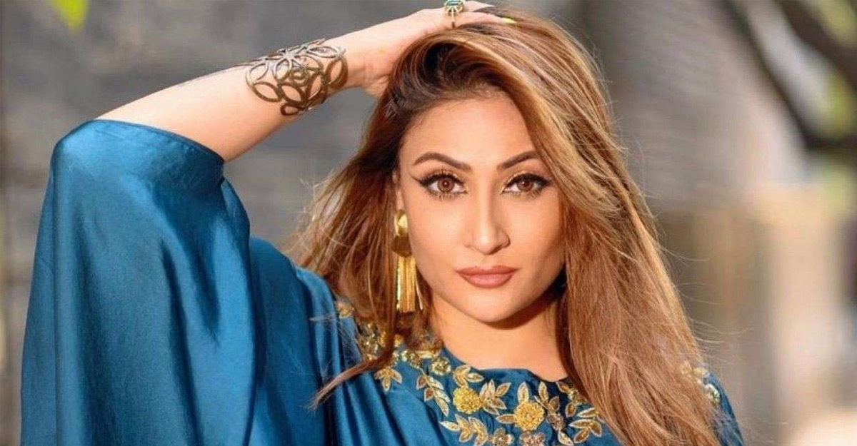 সড়ক দুর্ঘটনার কবলে উর্বশী ঢোলাকিয়া