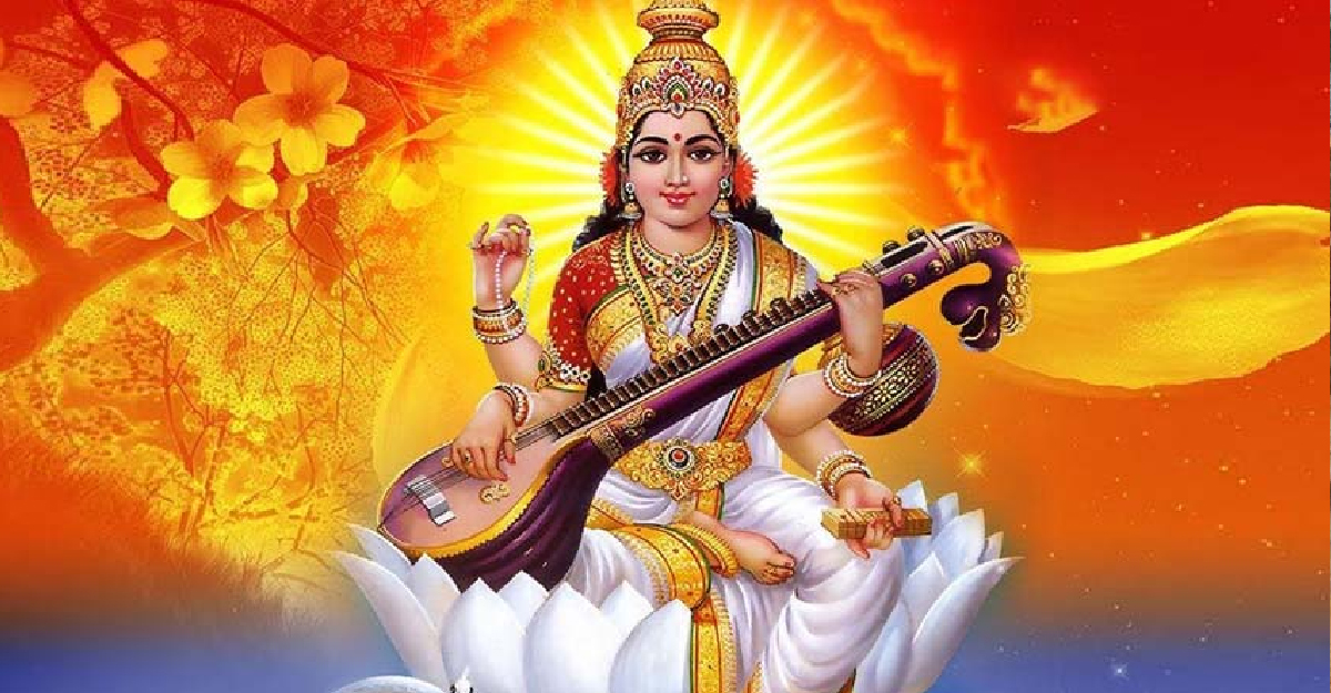 সুপ্রিম কোর্ট বারের অডিটোরিয়ামে বাণী অর্চনা চলছে