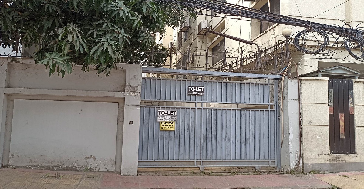 কম টাকায় বাসা খুঁজছেন ভাড়াটিয়ারা