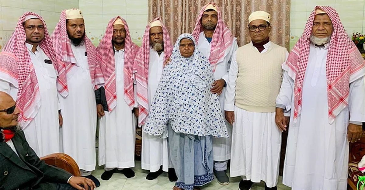 ওমরা করবেন একসঙ্গে ৭ ভাই, বেজায় খুশি মা