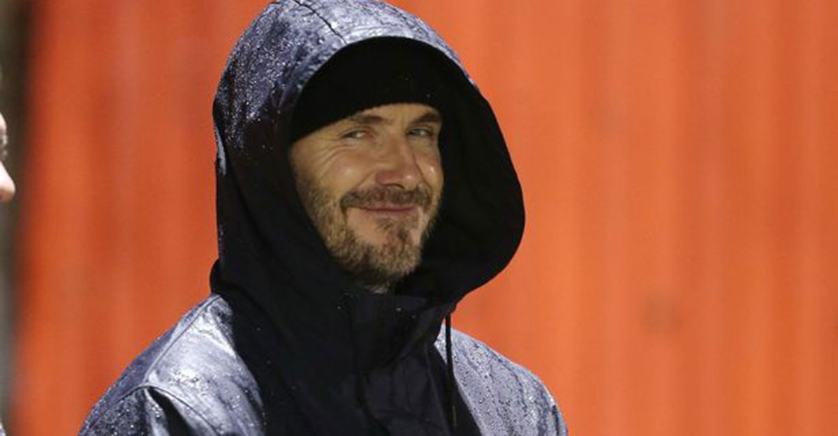 ছেলের খেলা দেখতে এসে পালালেন বেকহাম