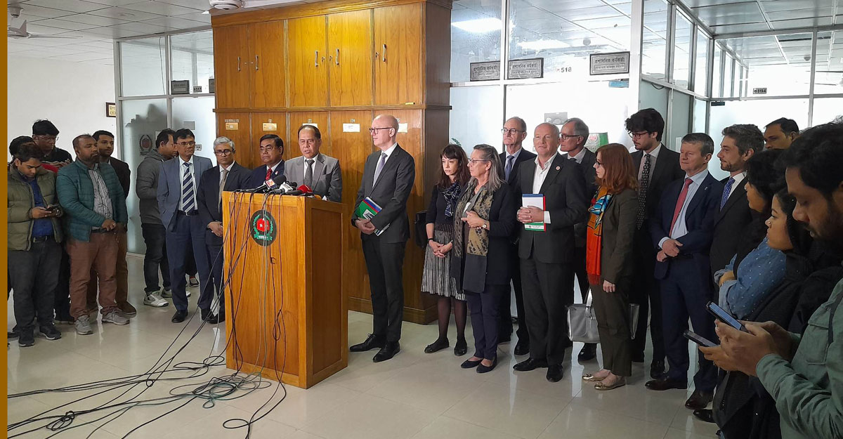 সুষ্ঠু নির্বাচনের অন্তরায় রাজনীতিবিদদেরই সমাধান করতে হবে: সিইসি