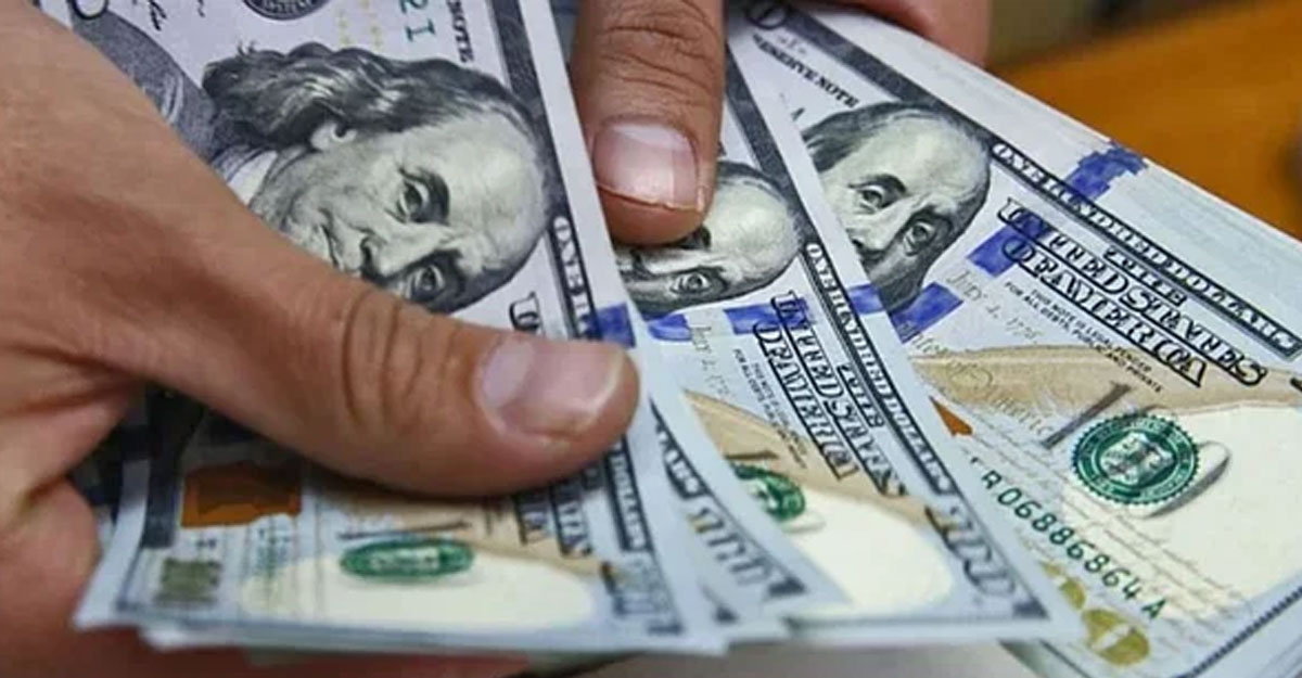 ডলারের দাম ১ টাকা বাড়াল বাংলাদেশ ব্যাংক