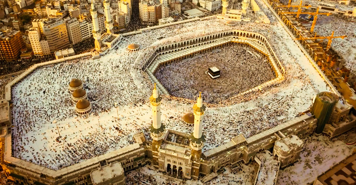 হজের খরচ কমেছে ৩০ শতাংশ