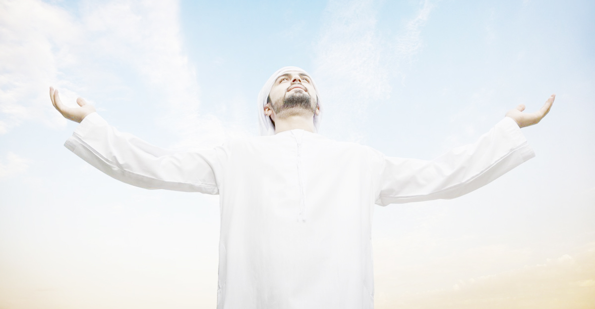 যেসব আমলে জীবন হবে প্রাচুর্যময়