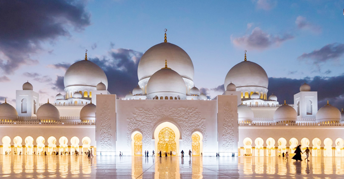 জমিদাতার নামে মসজিদের নামকরণ জায়েজ?