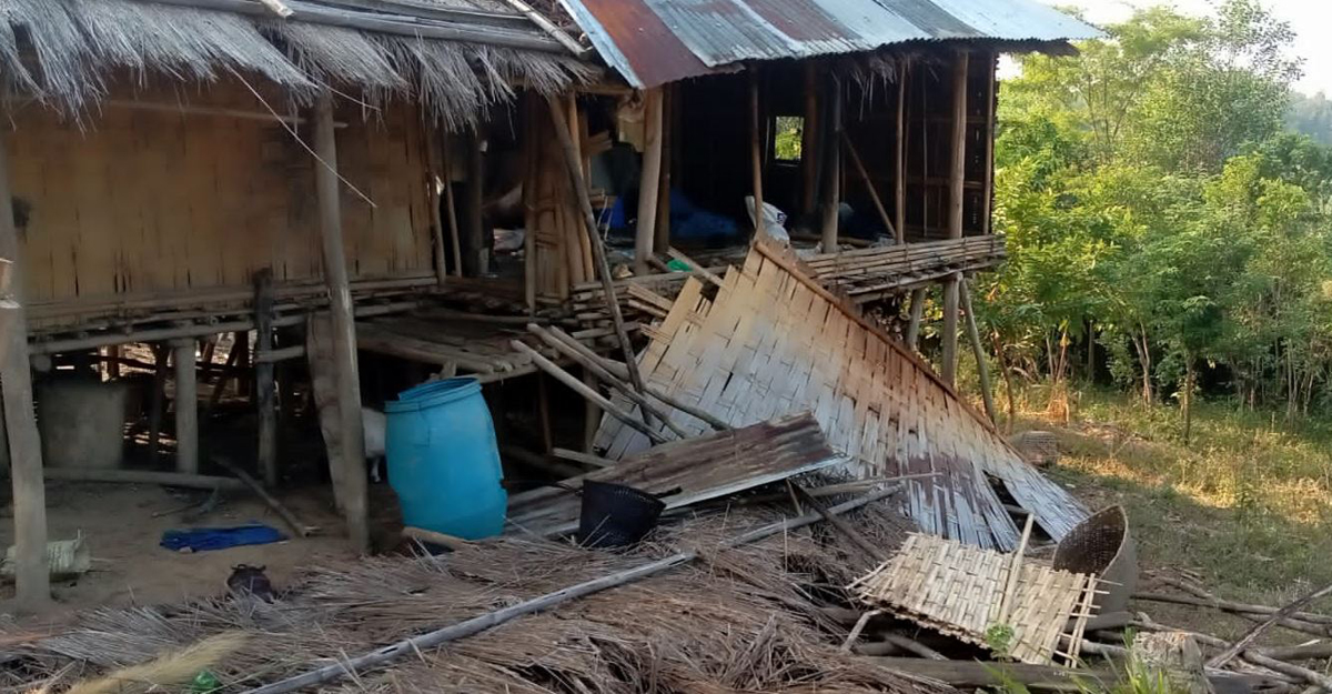 রাতের আঁধারে ম্রোদের বাড়িতে আগুন, ভাঙচুর-লুটপাটের অভিযোগ