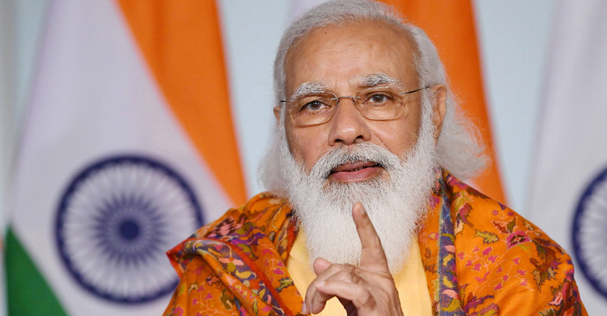 বৈদ্যুতিক গ্যাজেট মানুষকে ক্রীতদাস বানাচ্ছে: মোদি
