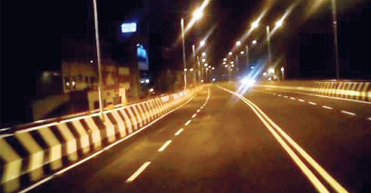 ফ্লাইওভারে দুজনকে অপহরণচেষ্টায় র্যাব সদস্যসহ গ্রেফতার ৩