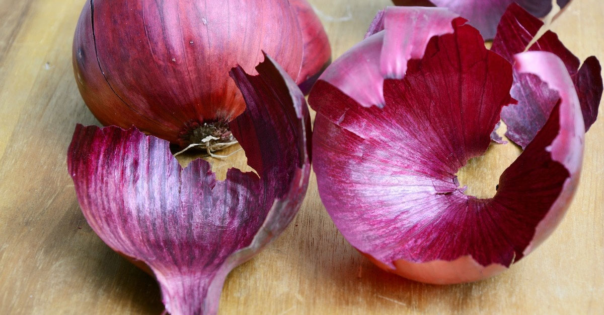 পেঁয়াজের খোসার যে ৫ ব্যবহার জানলে অবাক হবেন