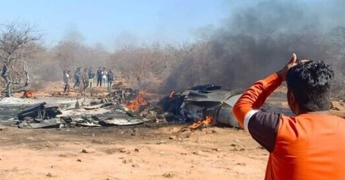 একদিনেই যুদ্ধবিমানসহ ভারতে ৩ বিমান বিধ্বস্ত