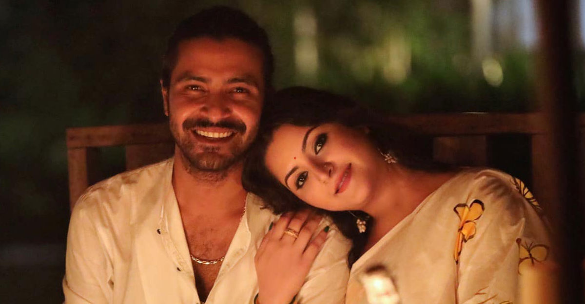 রাজকে বিয়ের গোপন তথ্য জানালেন পরীমণি