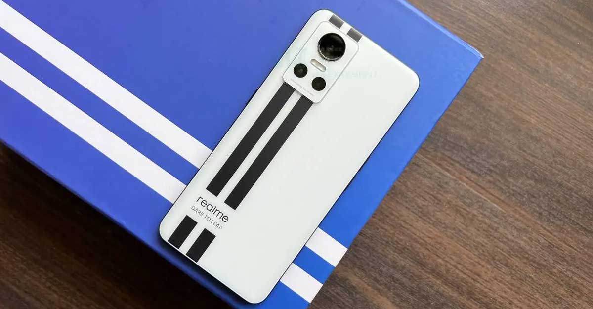 রিয়েলমির এই ফোন কয়েক মিনিটেই ফুল চার্জ হবে