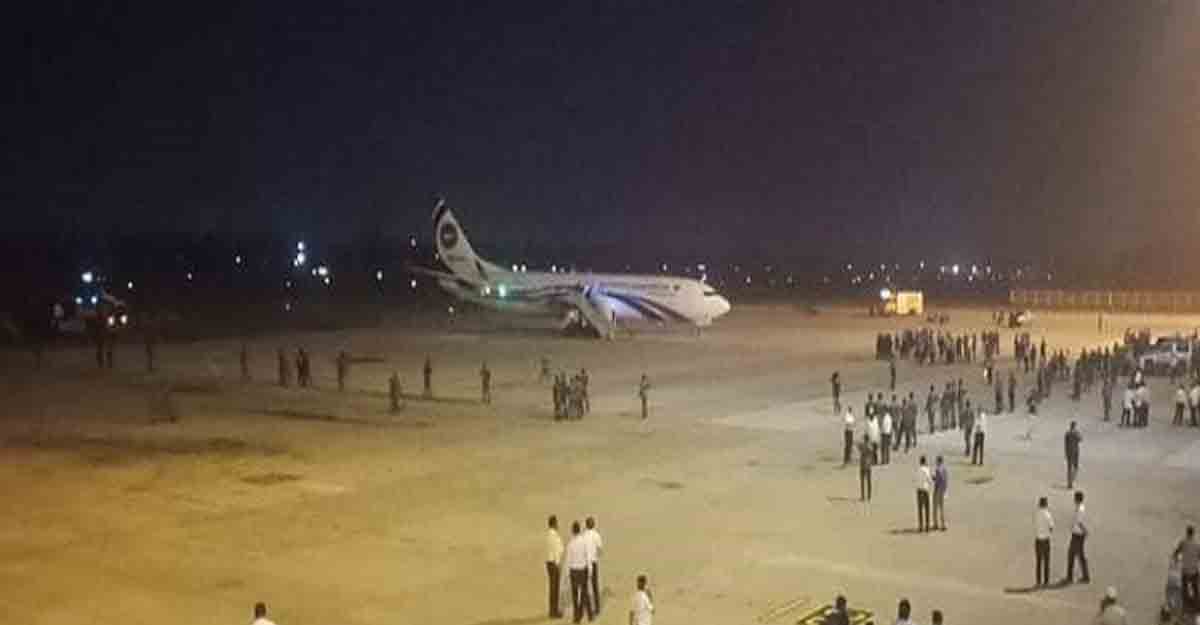 শাহজালালে বিমানের চাকায় পিষ্ট শিয়াল!