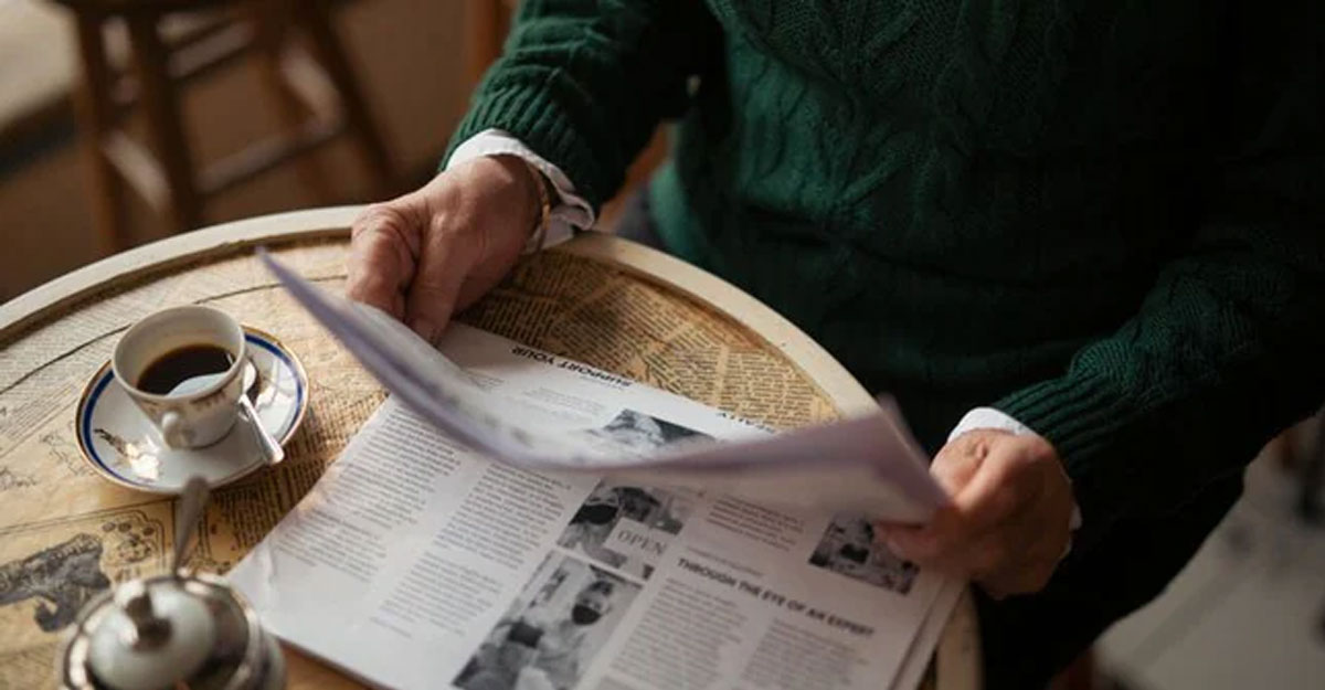 এবার চাকরি হারানোর শঙ্কায় শত শত সাংবাদিক