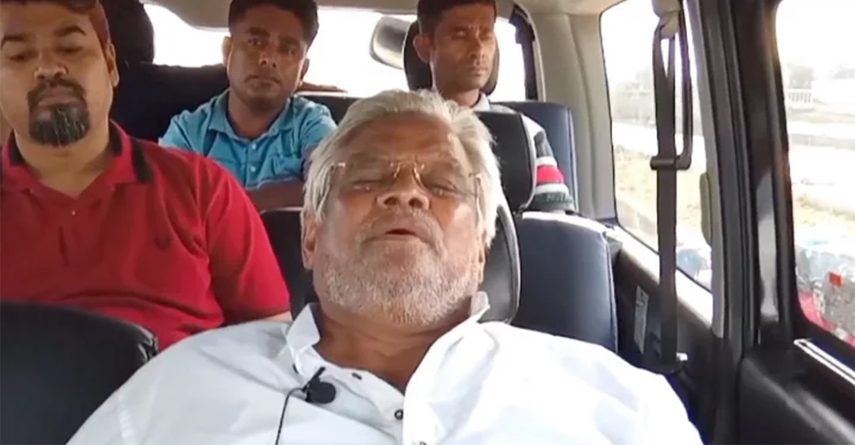 প্রধানমন্ত্রীর ফল পাঠানোকে ‘নাটক’ বললেন আমান