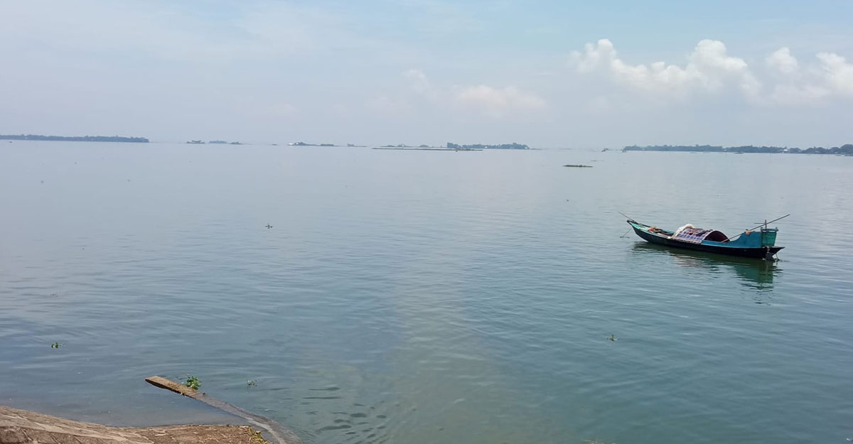 হাওরে গোসলে নেমে প্রাণ গেল দুই বন্ধুর