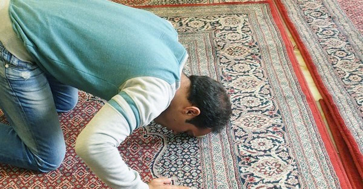 অনাবশ্যক সাহু সেজদার কারণে নামাজের ক্ষতি হয়?