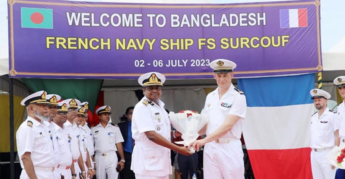 ফ্রান্সের নৌবাহিনীর জাহাজ চট্টগ্রামে