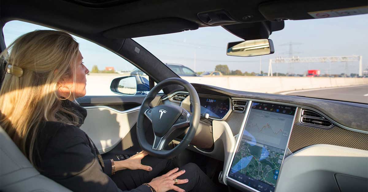 বিমানের অটোপাইলট সুবিধা গাড়িতেও