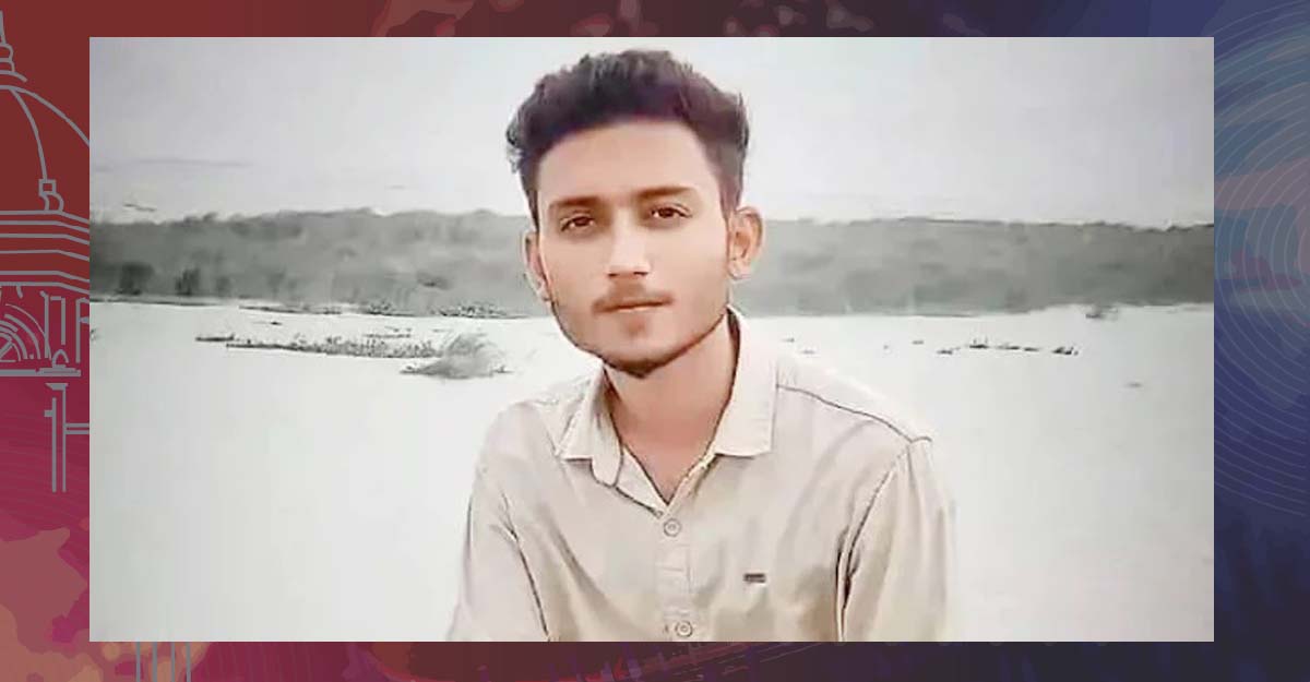 ট্রাকের ধাক্কায় সড়কে ঝরল কলেজছাত্রের প্রাণ