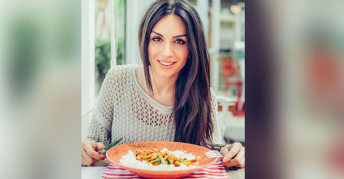 ভাতের সঙ্গে যেসব খাবার খাওয়া উচিত নয়