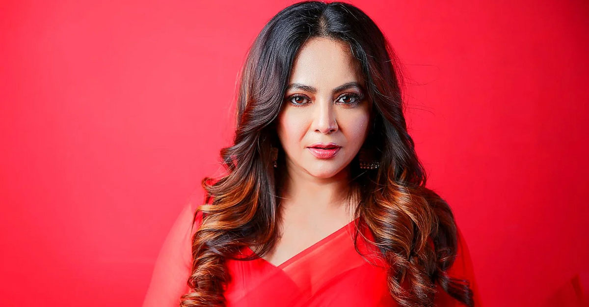 বিদ্যুৎ বিল দেখে মাথায় হাত শ্রীলেখার