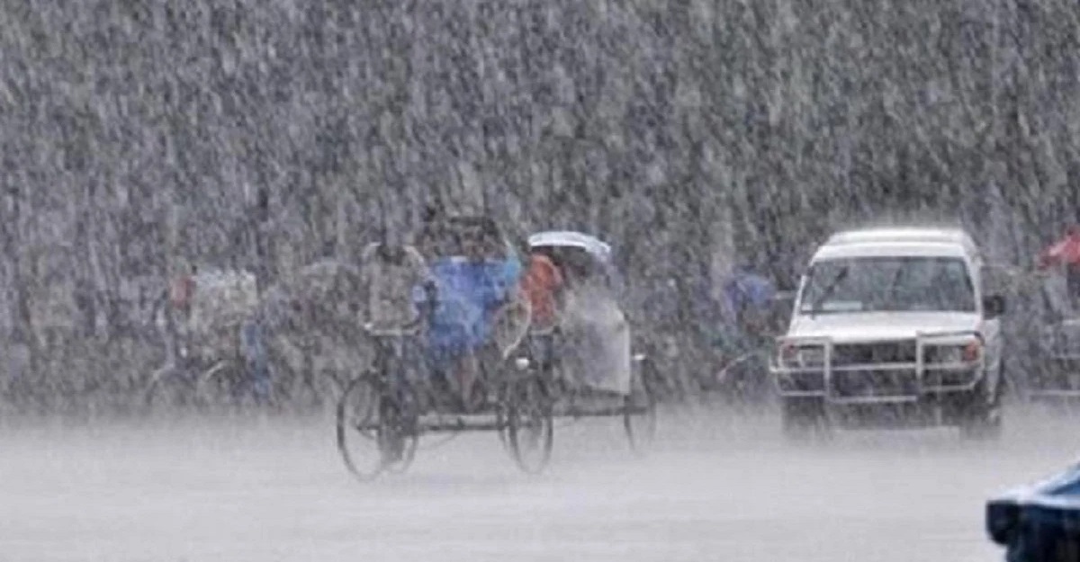 মৌসুমের শুরুতেই 'অতি ভারী' বৃষ্টির রেকর্ড
