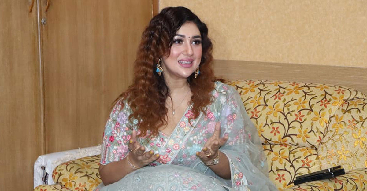 নেটিজেনদের কটাক্ষে বিচলিত নন অপু