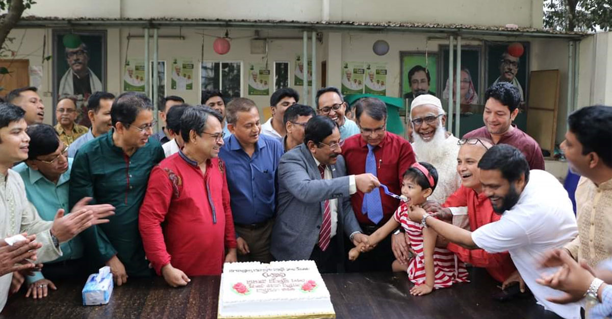 নানা আয়োজনে বিএসএমএমইউতে বঙ্গবন্ধুর জন্মদিন উদযাপন