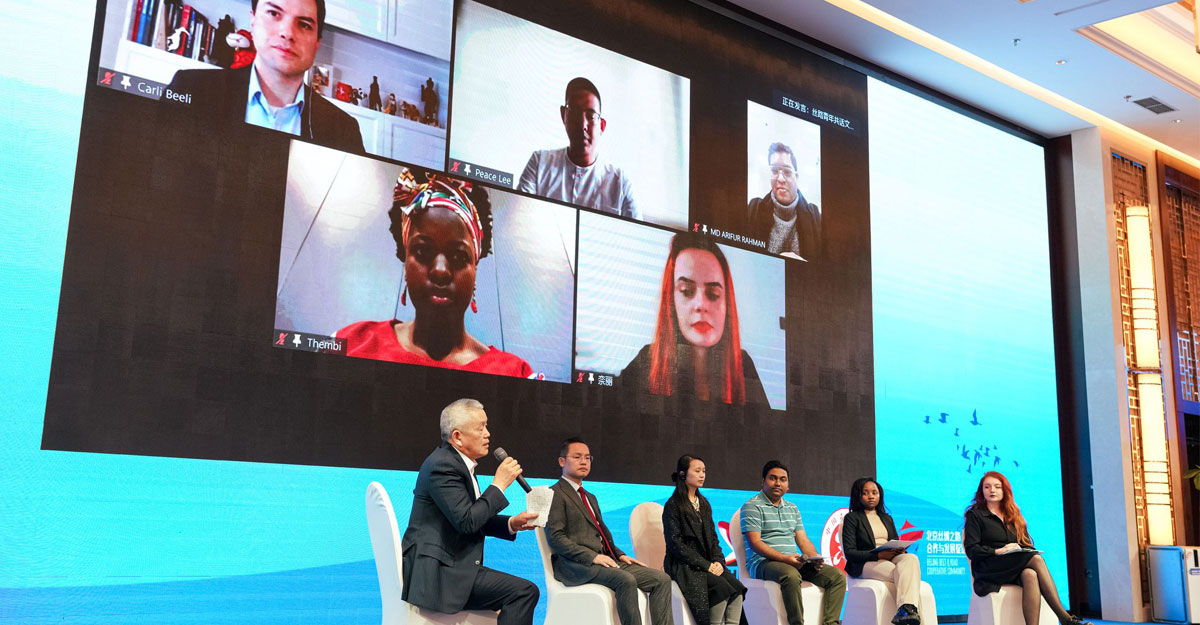 চীনে তারুণ্যের শক্তি বিষয়ক সংলাপে বাংলাদেশি শিক্ষার্থীরা