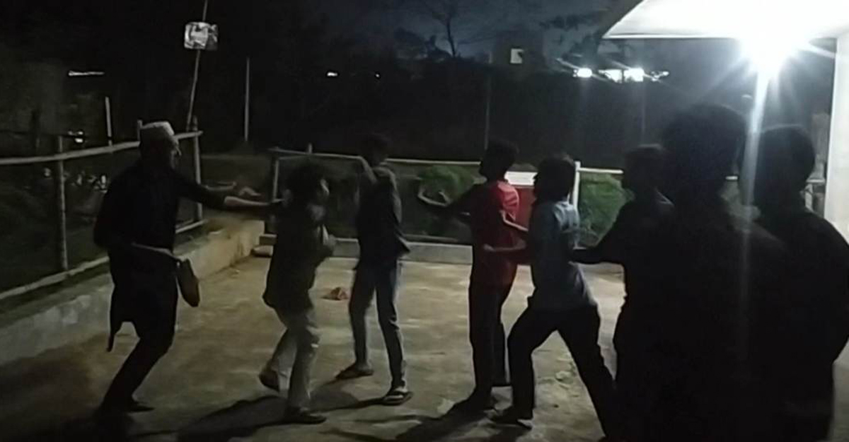 কুবিতে ২ ছাত্রলীগ নেতার মারামারি, উত্তপ্ত আবাসিক হল