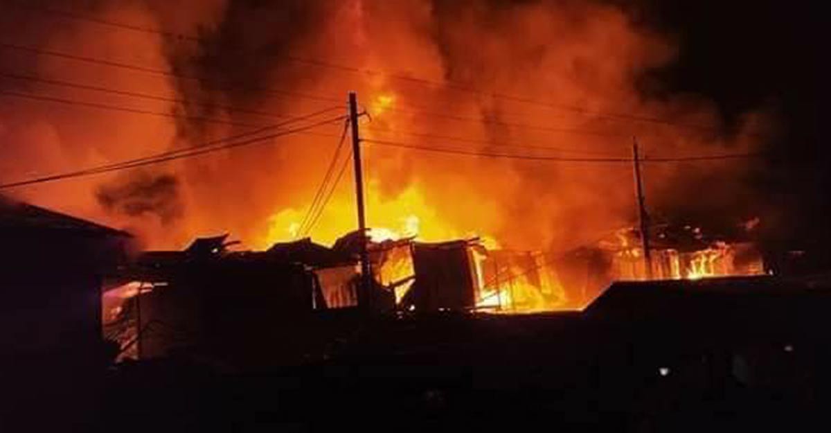 নেত্রকোণার শ্যামগঞ্জ বাজারে আগুনে পুড়ল শতাধিক দোকান