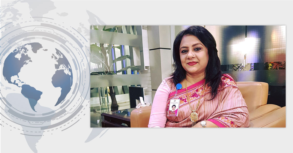 আত্মসমর্পণ করতেই হবে হেলেনাকে