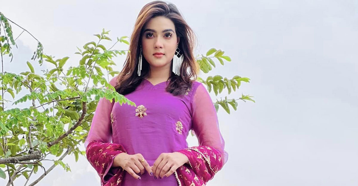 মা হলেন মাহিয়া মাহি