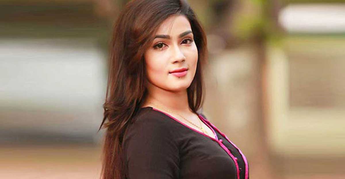 নায়িকা মাহি ও তার স্বামীর বিরুদ্ধে পুলিশের মামলা