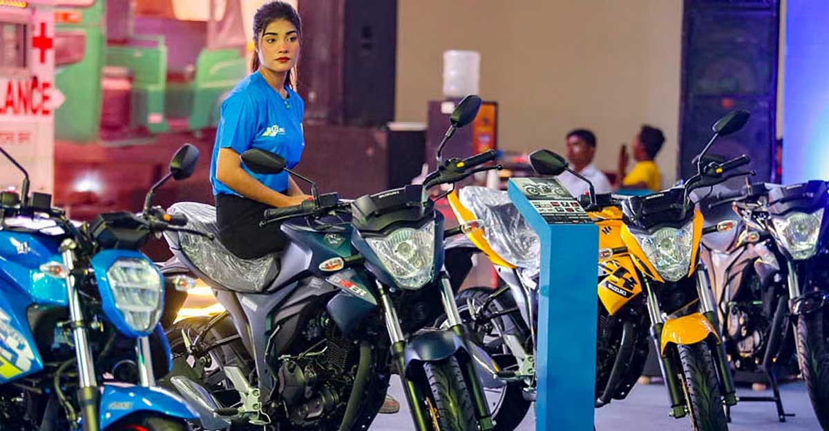 ঢাকায় চলছে মোটর শো