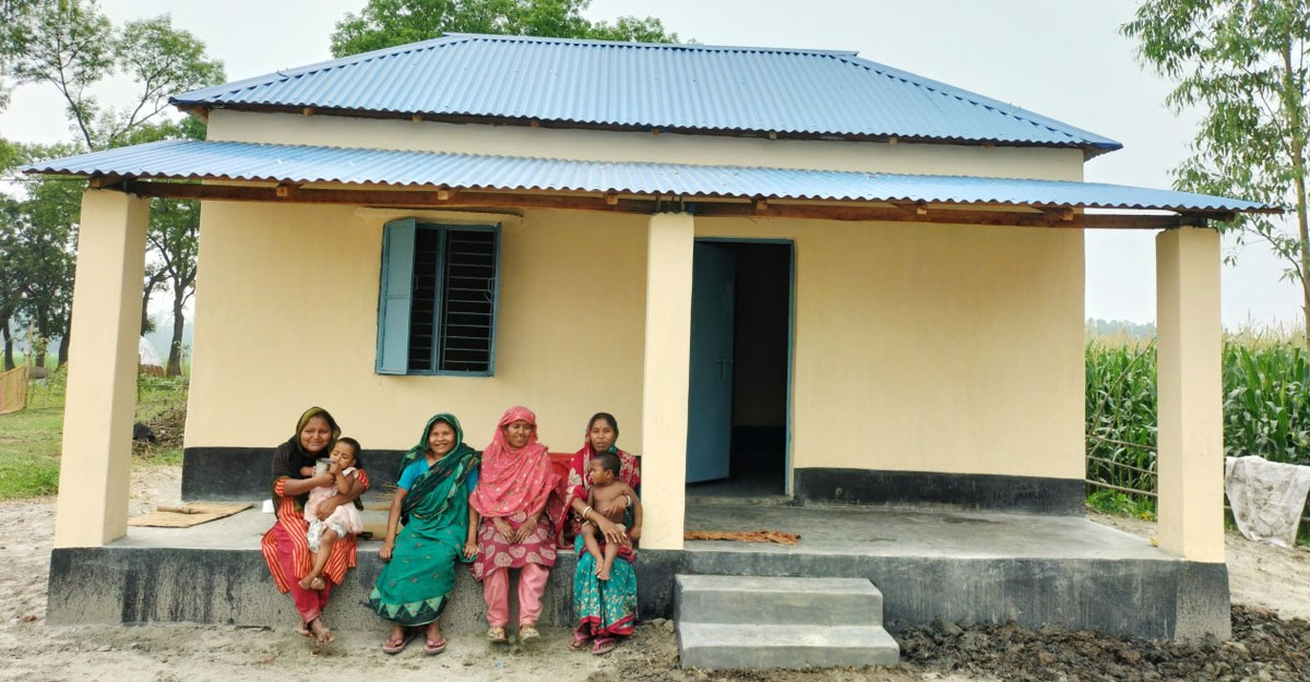 প্রধানমন্ত্রীর ঘরে নতুন জীবন পেল টাঙ্গাইলের গৃহহীনরা