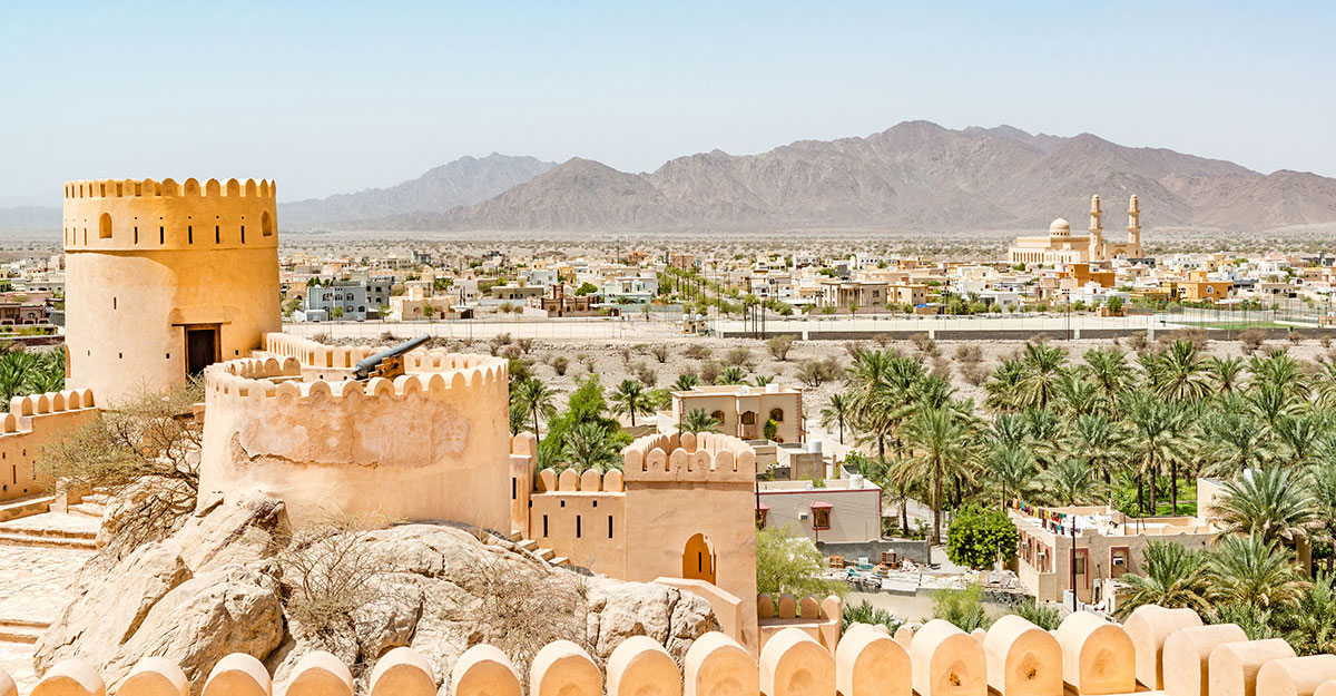 ভিসা ছাড়া ওমানে প্রবেশ করতে পারেন ১০৩ দেশের নাগরিক