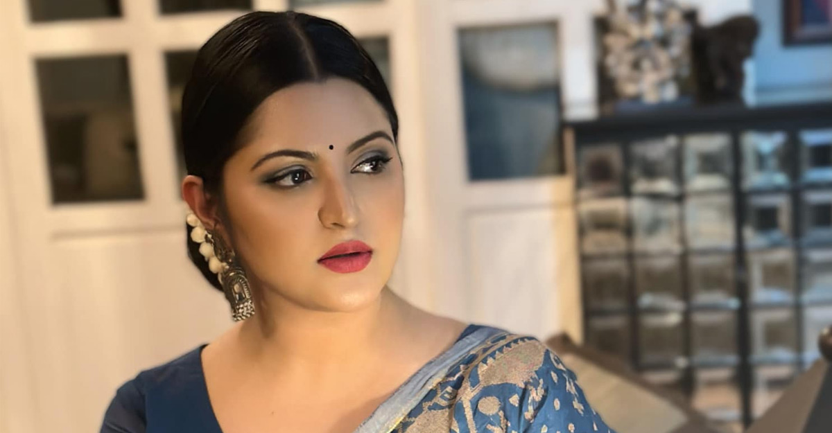 অভিনন্দন পোলার মা—কাকে বললেন পরীমণি