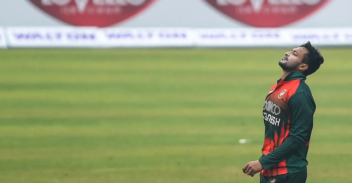 ইতিহাস গড়ার অপেক্ষায় সাকিব আল হাসান