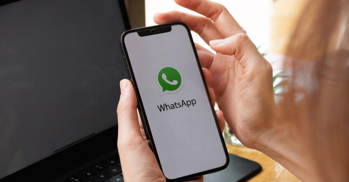 হোয়াটসঅ্যাপে ছবি থেকে লেখা কপি করা যাবে আইফোনে